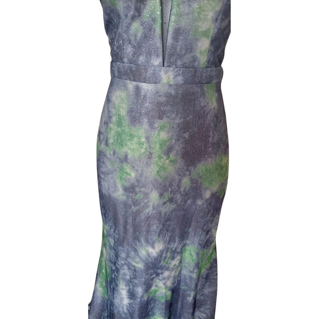 Vestido Azul y Verde con Escote Profundo y Estampado Acuarela Elegante
